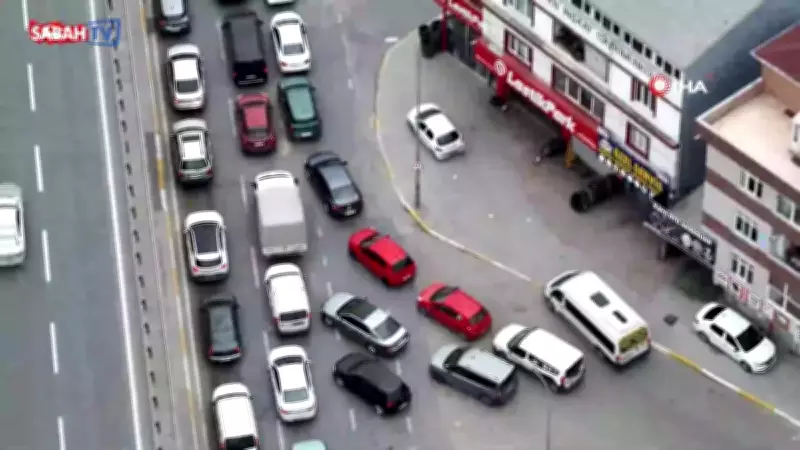 Sultanbeyli'de Dron Denetimi: Kaldırımdan Giden 67 Araca 234 Bin TL Ceza