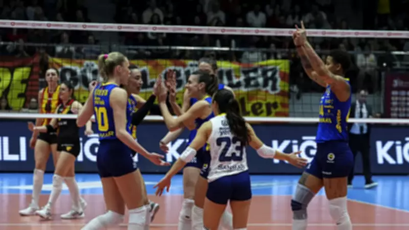 Sultanlar Ligi'nde Play-Off Takımları Belli Oldu: VakıfBank ve Fenerbahçe Garantiledi