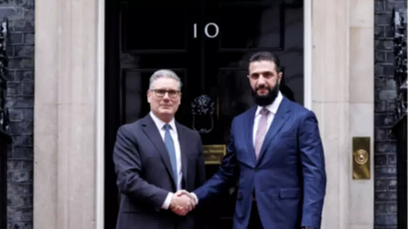Suriye Cumhurbaşkanı Şara ile İngiltere Başbakanı Starmer Londra'da Tarihi Görüşme Gerçekleştirdi