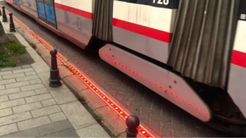 T1 Tramvayında Yüzyıllık Sessizlik: Çemberlitaş'taki Kırmızı Işıkların Hikayesi