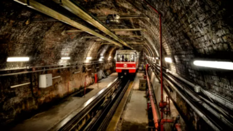 Taksim Tünel'in Şaşırtıcı Hikayesi: Bir Turistin Gözlemiyle Doğan İstanbul Simgesi