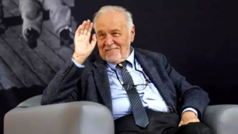 Tarihin Çınarı İlber Ortaylı Hayatını Kaybetti: Türkiye Büyük Bir Değerini Yitirdi