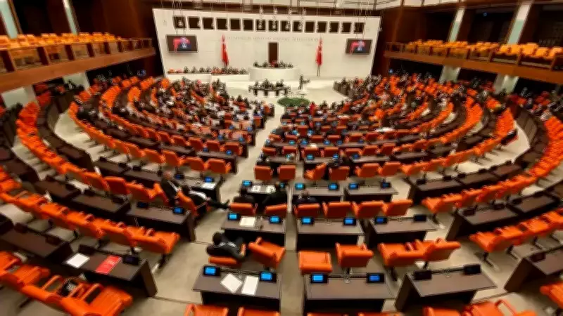 TBMM'de Yoğun Hafta: Bedelli Askerlik Zamlandı, Deprem Konutlarına İndirim