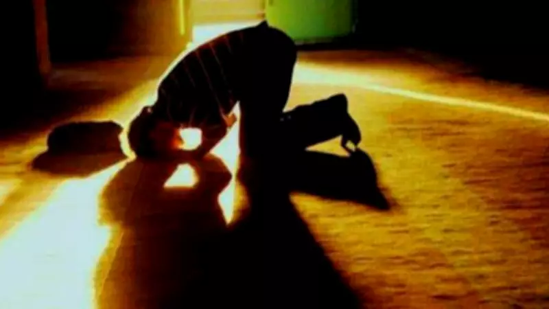 Tesbih Namazı Nedir? Kaç Rekattır ve Nasıl Kılınır? Diyanet Açıklaması