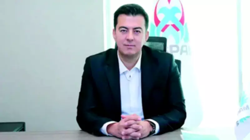 TESPAM Başkanı Akyener: İran Hürmüz Boğazı'nı Kapatabilir, Petrol Fiyatları Sınırlı Kalıyor