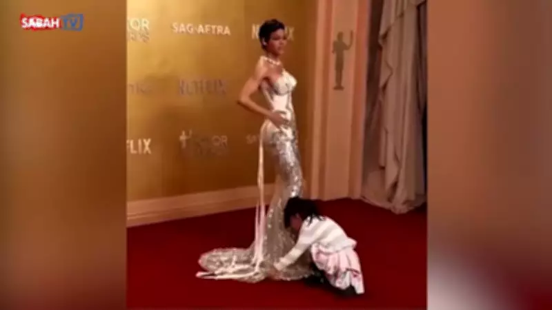 Teyana Taylor'ın Kızı Rue Rose, Annenin Elbisesini Düzelterek Ödül Gecesine Damga Vurdu