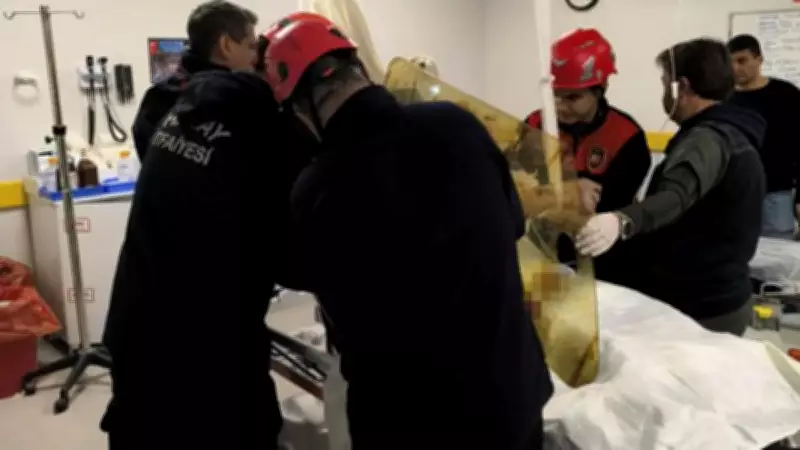 İtfaiye Ekibi Ameliyata Girdi! Hatay'da Göğsüne Demir Saplanan Hastaya Olağanüstü Müdahale