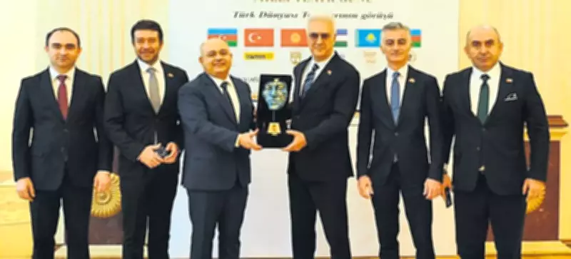 Tiyatronun Işığı Bakü'de Parladı: Karadağlı'ya Prestijli Ödül