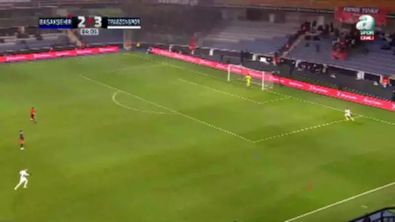 Trabzonspor, Başakşehir'i 4-2 Yenerek Türkiye Kupası'nda Fark Attı