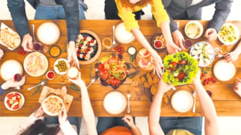 Uzmanlar Uyarıyor: Bayram Sofralarında Sağlığınızı Korumak İçin Bu Kurallara Dikkat