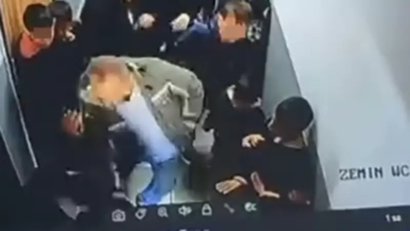 Van'da Okulda Kartopu Kavgası: Veli, 8 Yaşındaki Öğrenciyi Koridorda Darp Etti