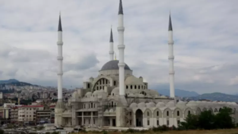 Van'da Ramazan Bayramı Namazı Saati Açıklandı: 20 Mart 2026 Cuma 06.40