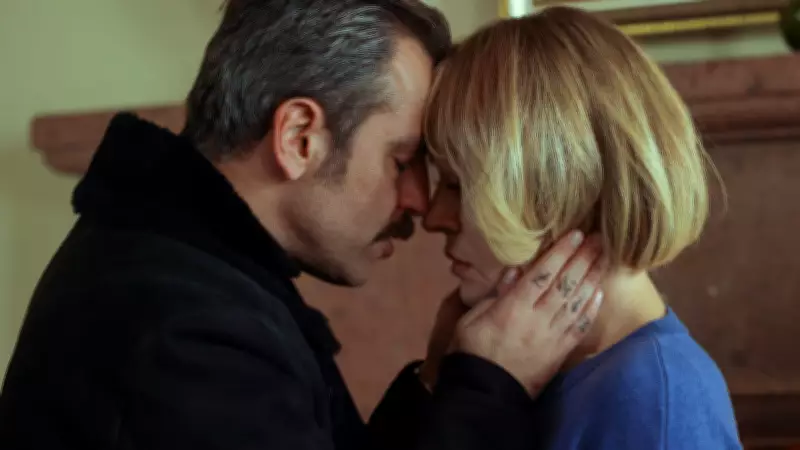 Veliaht 25. Bölümde Sırlar Açığa Çıkıyor: Faroz'un Gerçek Kimliği Dengeleri Sarsıyor