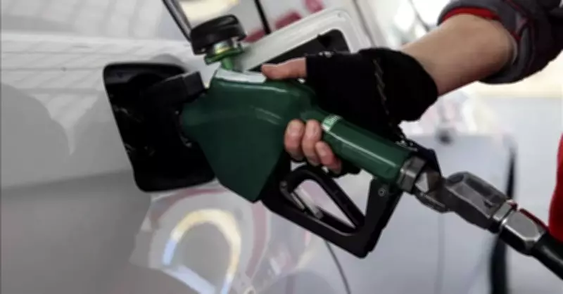 Vietnam'da Yakıt Krizi Derinleşiyor: Hükümet Evden Çalışmayı Teşvik Ediyor