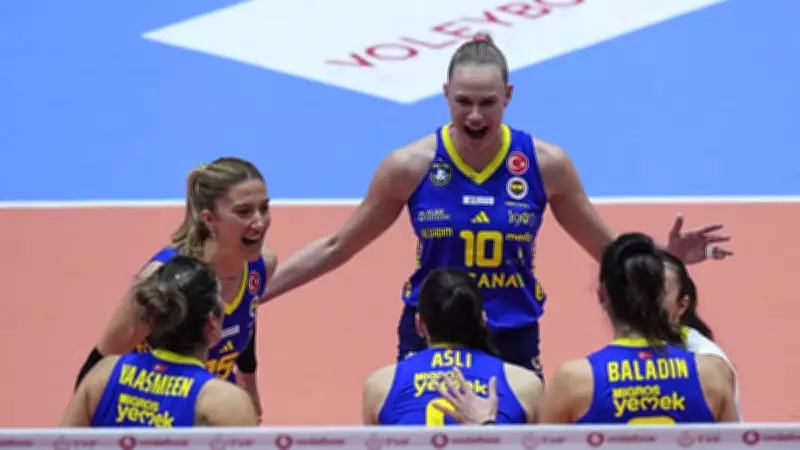Voleybol Sultanlar Ligi'nde Fenerbahçe, Göztepe'yi 3-2 Yendi