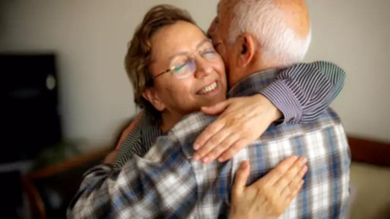 Yalnızlığın Panzehiri Bulundu: Bayram Ziyaretleri Ömrü Nasıl Uzatıyor?