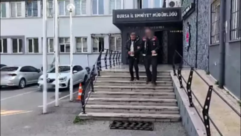 Yardım Paralarına El Koyan 'Bursa Abisi' Fenomeni Tutuklandı