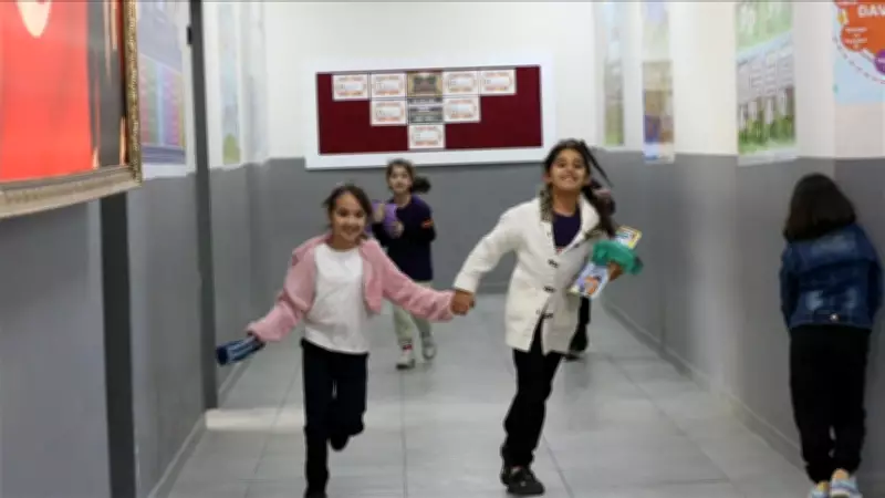 Yarın Ders Zili Çalıyor: 18 Milyon Öğrenci İkinci Ara Tatilin Ardından Okula Dönüyor