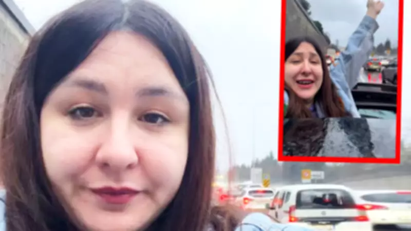 Yasemin Sakallıoğlu Bayram Trafiğine Esprili Tepki Gösterdi