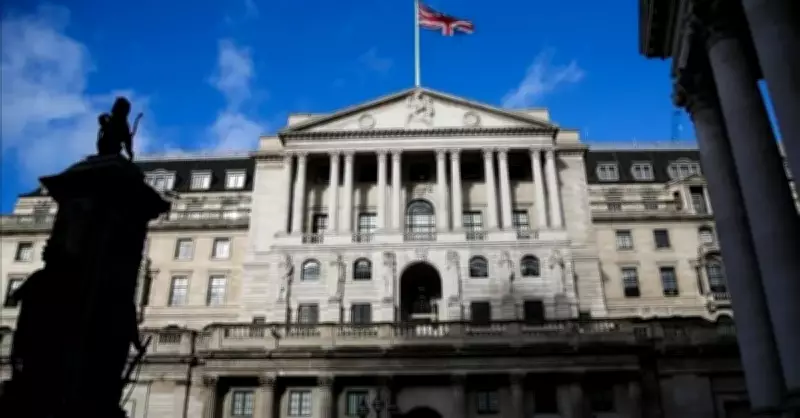 Yatırımcılar, BoE'nin İkinci Faiz İndirimi Beklentisini Geri Çekti