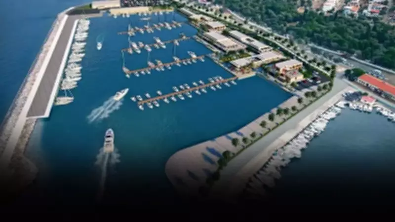 Yenifoça'da Tarihi Mezarlık Koruma Altına Alındı, Yat Limanı Projesi İçin Yeşil Işık Yakıldı