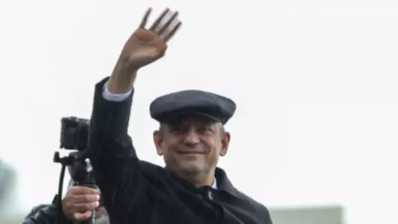 Özgür Özel Aydın'da Millet İradesine Sahip Çıkıyor Mitinginde Konuştu