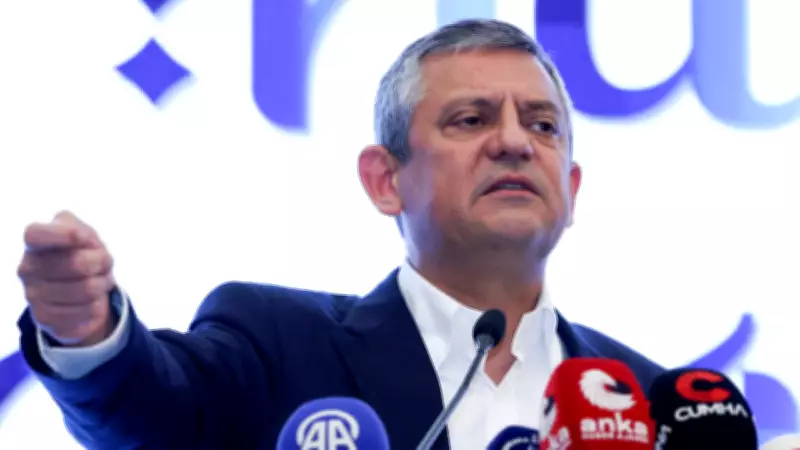 Özgür Özel: 'Ramazan'da Bir Pedro Sánchez Olamıyoruz' Dedi ve AK Parti'yi Eleştirdi