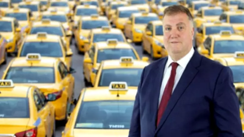 İzmir'de Mevcut Taksi Sayısı Yeterli: Oda Başkanı Trafik Sorununa Dikkat Çekti