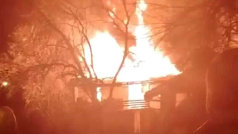 İzmit'te Acı Yangın: İki Katlı Ev Kül Oldu, Yaşlı Adam Hayatını Kaybetti