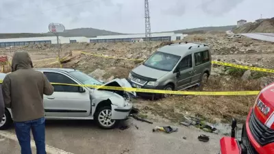 Ankara'da Feci Trafik Kazası: Yağmurda Çarpışma, 1 Ölü, 5 Yaralı