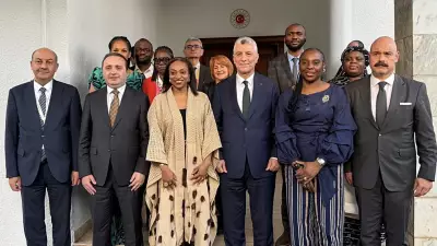 Bakan Bolat, Nijeryalı Mevkidaşı Oduwole ile Kamerun'da Görüştü