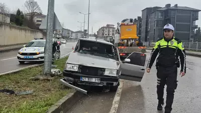 Bartın'da Şok Eden Trafik: Aynı Yolda 4 Saatte 3 Kaza, 5 Yaralı