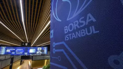 Borsa İstanbul'da BIST 100 Endeksi Düşüşle Kapandı: Sektörel Performanslar ve Analist Görüşleri
