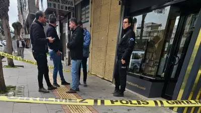 Diyarbakır'da Soygun Girişimi: Çarşaflı Saldırganlar Kuyumcuyu Vurdu