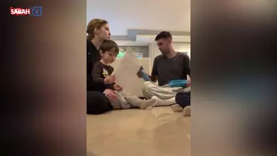 İdo Tatlıses ve Yasemin Şefkatli İkiz Oğullarıyla Oyun Oynadı