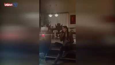 Ebru Şahin Sosyal Medyada Mini Konser Verdi, Gizli Yeteneğiyle Şaşırttı