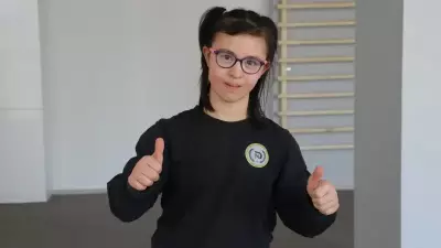 Isparta'da Özel Eğitim Öğrencisi Elif, Atletizmde Çifte Şampiyonluk Kazandı