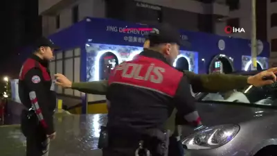 Kadıköy'de Trafik İhlallerine Anında Müdahale: Makas Atan Sürücüye 90 Bin Lira Ceza