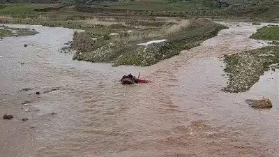Kilis'te Afrin Çayı'nda Mahsur Kalan Bir Kişi Kurtarıldı