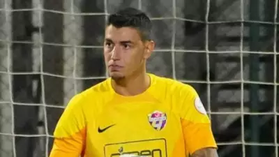 Milli Kaleci Berke Özer, Fransız Model Gloria Dinov ile Aşkını Sosyal Medyada Paylaştı