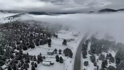 Muğla'da Bahar Havası Yerine Kar Yağışı: Seydikemer Beyaza Büründü