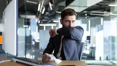 Ofis Tozu Akciğer Sağlığını Tehdit Ediyor: Uzmanlar Uyarıyor