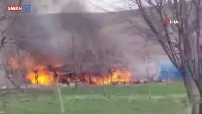 Oltu'da Elektrik Kontağından Çıkan Yangın: Arı Kovanları ve Tarımsal Ekipmanlar Kül Oldu