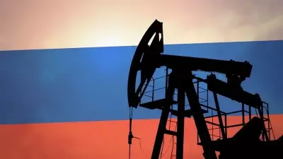 Rus Fon Başkanı: ABD, Rus Petrolü Olmadan Piyasa İstikrarını Kabul Etti