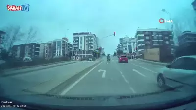Samsun'da Trafikteki Tehlikeli Manevralar Araç Kameralarına Yansıdı
