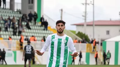 Serik Spor Kritik Galibiyetle Ligde Yükseldi: Sakaryaspor'u 2-0 Mağlup Etti