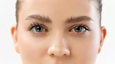 Seyrelen Kaşları Gürleştiren Doğal Yöntem: Hint Yağının Mucizesi