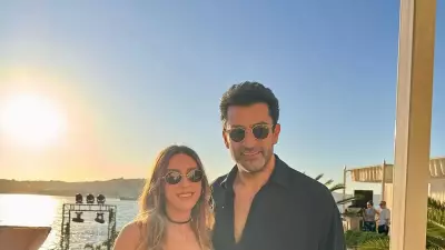 Sinem Kobal'ın Sosyal Medya Paylaşımları Gündemde: Aile Pozları Beğeni Yağmuruna Tutuldu