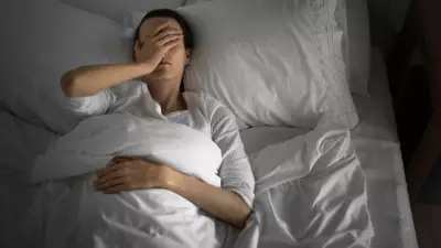 Tam Uyuyacakken Gözler Açılıyor: Uykusuzluğun Gizli Nedenleri ve Çözümleri