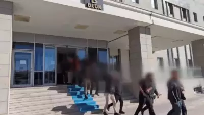 Van'da Kapsamlı Operasyon: 73 Kişi Tutuklandı, Silah ve Uyuşturucu Ele Geçirildi